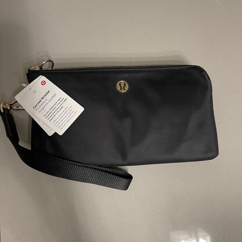 Lulu Wristlet